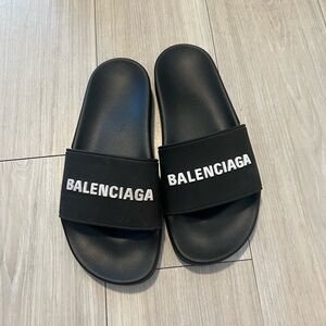 Balenciaga Women's Black Pool Slides